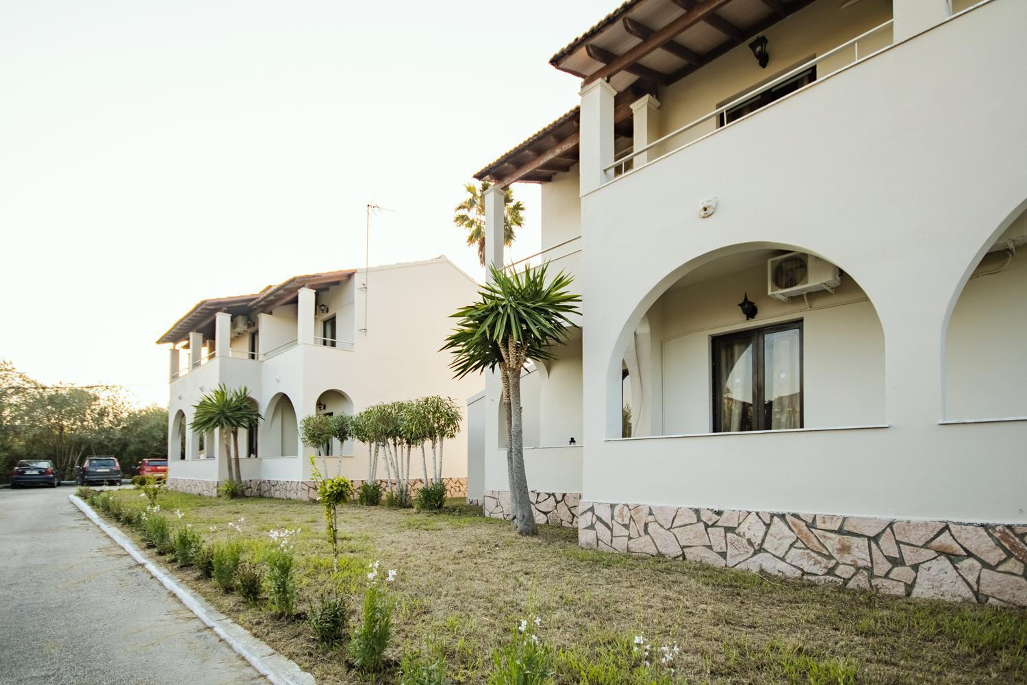 Parakladi Seaside Retreat Apartment Lefkimmi  Luaran gambar