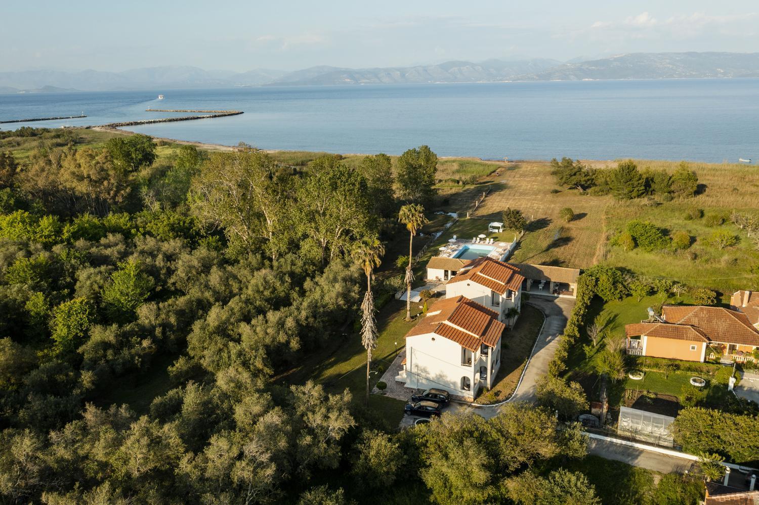 Parakladi Seaside Retreat Apartment Lefkimmi  Luaran gambar